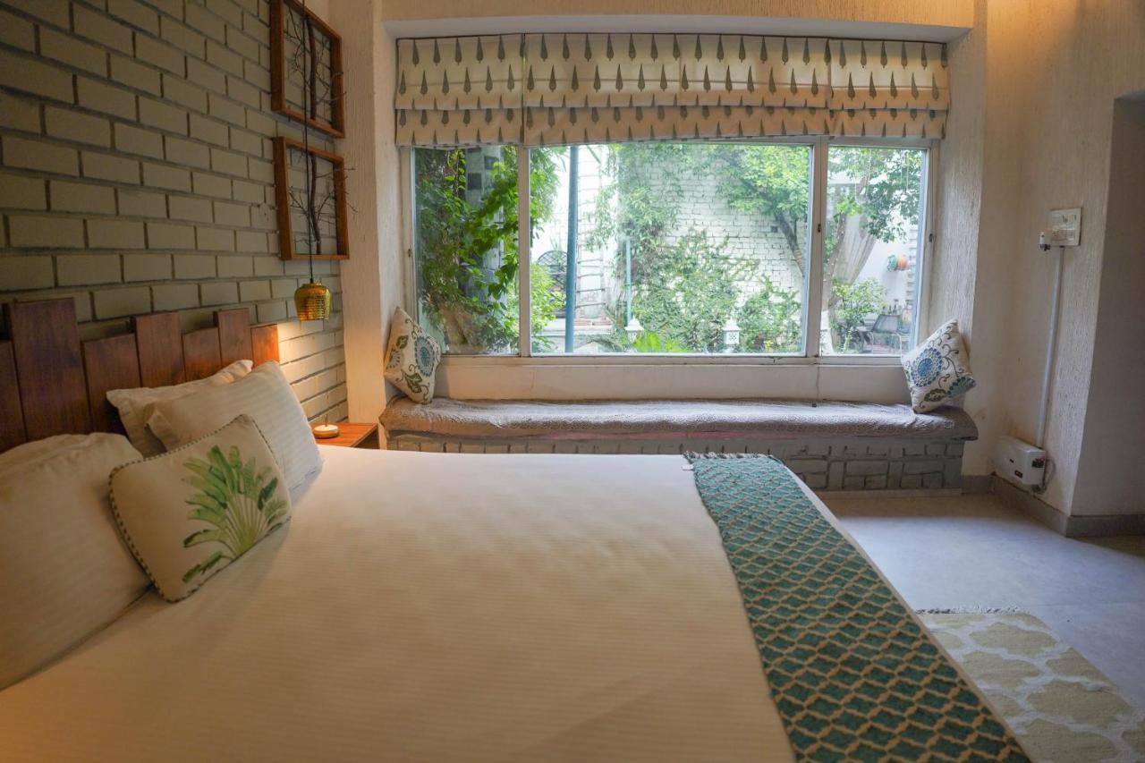 The Bougainvillea Bed & Breakfast อัมริตสา ภายนอก รูปภาพ