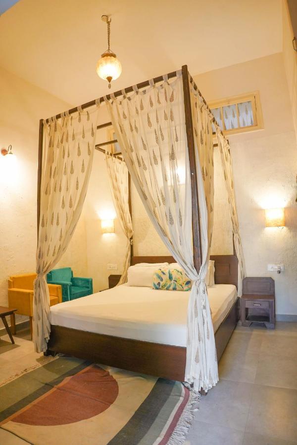 The Bougainvillea Bed & Breakfast อัมริตสา ภายนอก รูปภาพ