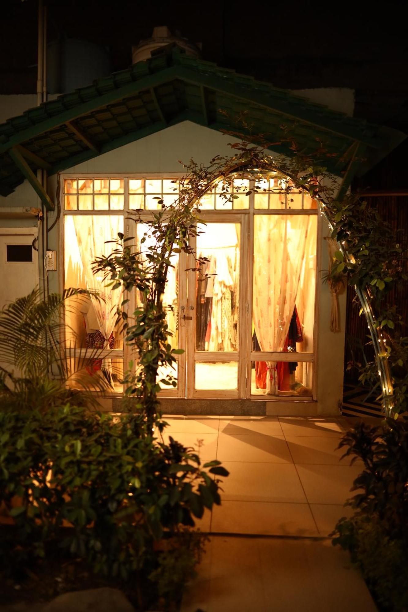 The Bougainvillea Bed & Breakfast อัมริตสา ภายนอก รูปภาพ