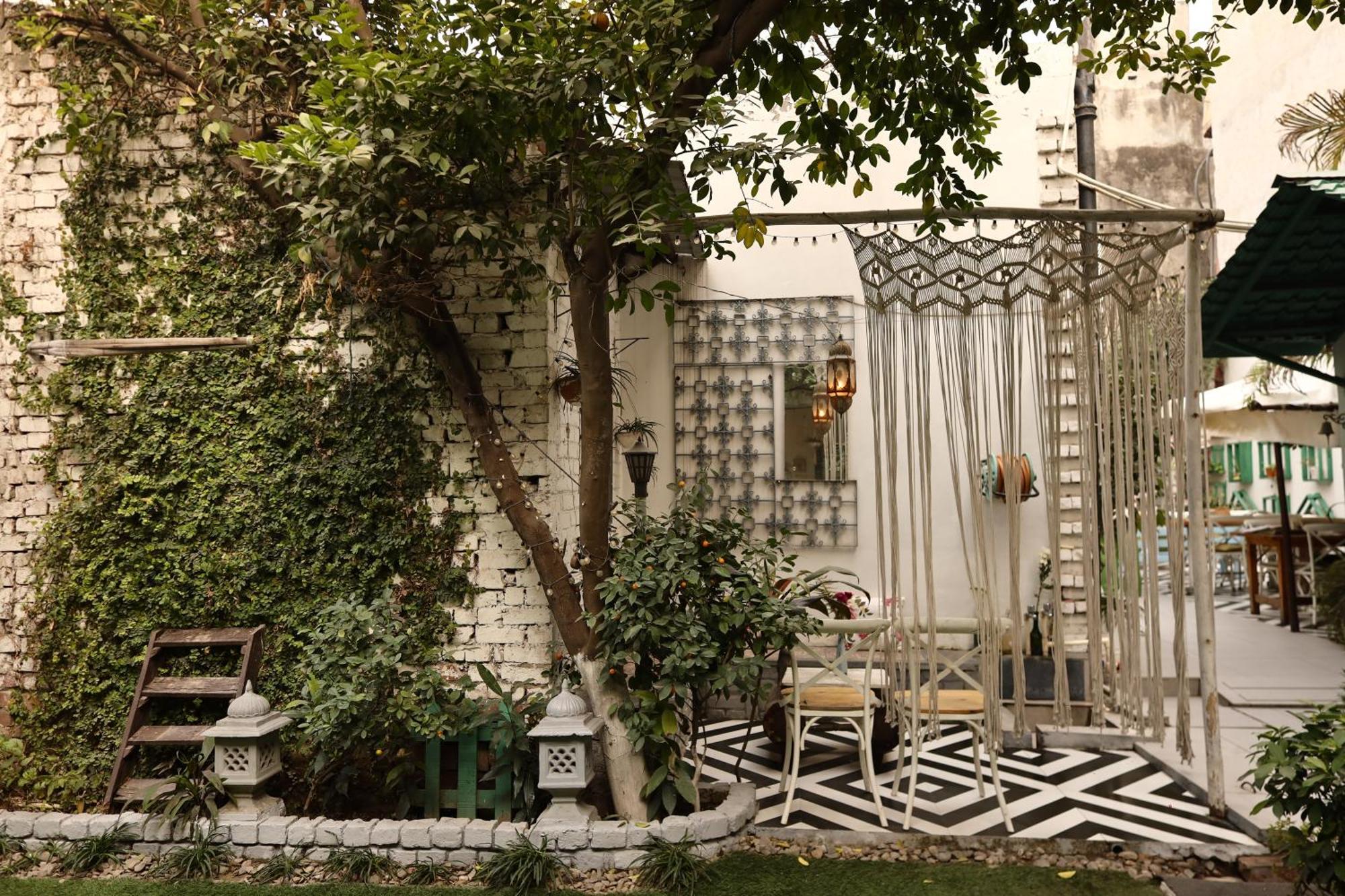 The Bougainvillea Bed & Breakfast อัมริตสา ภายนอก รูปภาพ