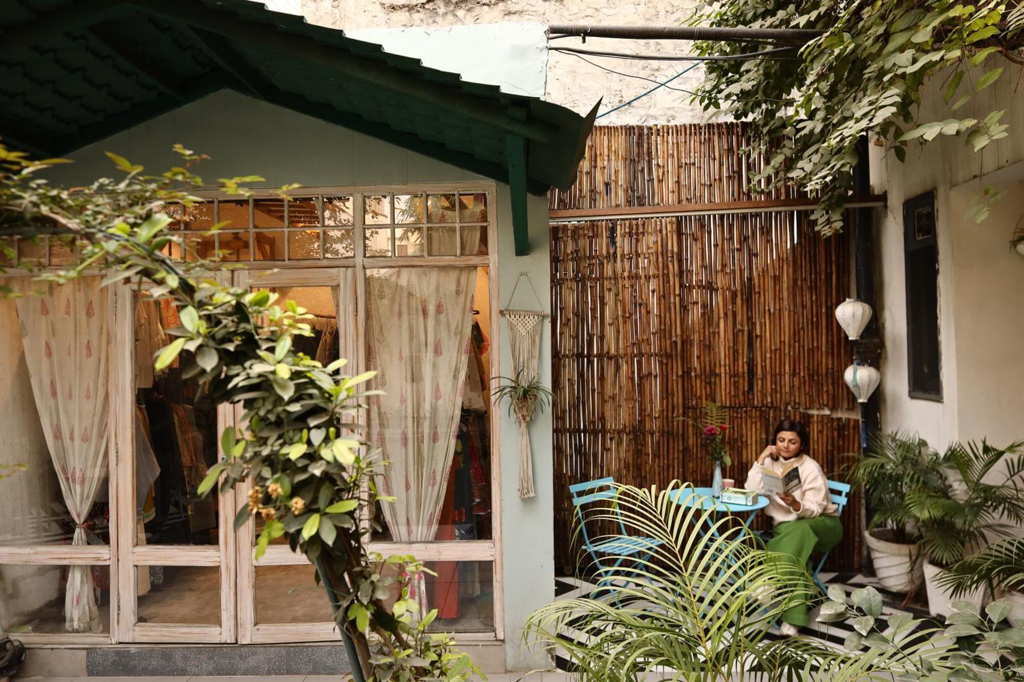 The Bougainvillea Bed & Breakfast อัมริตสา ภายนอก รูปภาพ