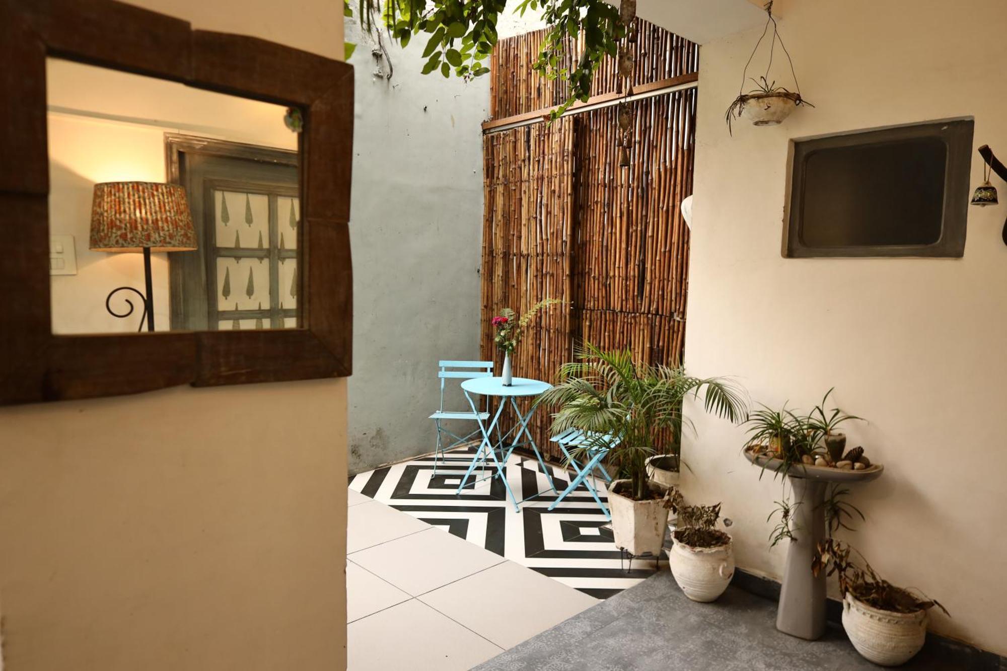 The Bougainvillea Bed & Breakfast อัมริตสา ภายนอก รูปภาพ
