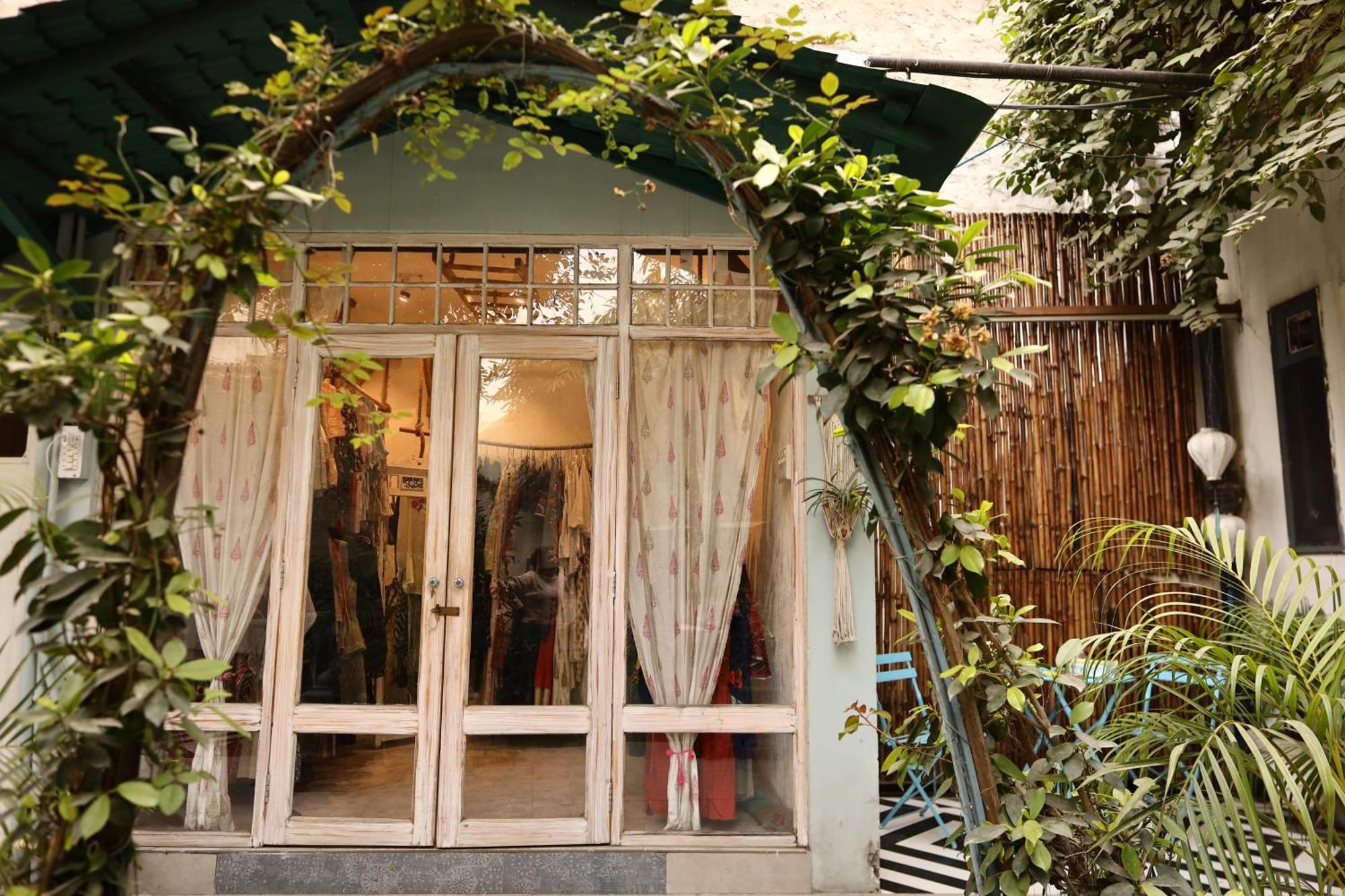 The Bougainvillea Bed & Breakfast อัมริตสา ภายนอก รูปภาพ